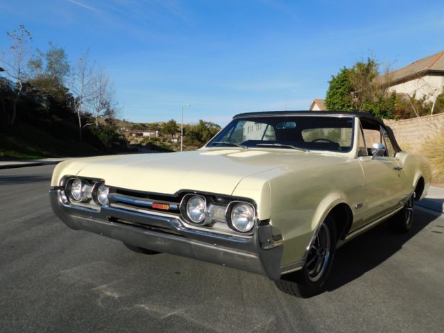 1967 Yellow Oldsmobile 442 Convertible
