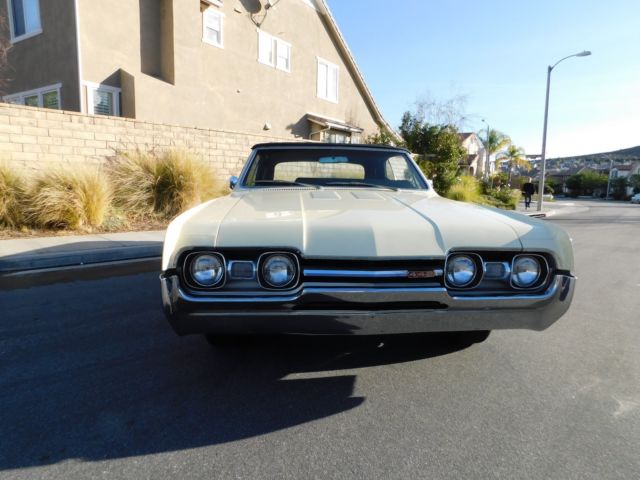 1967 Yellow Oldsmobile 442 Convertible