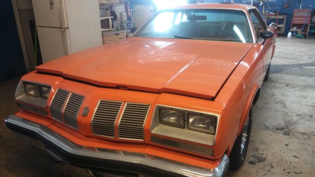 1977 Org/ Blk Oldsmobile 442 Coupe