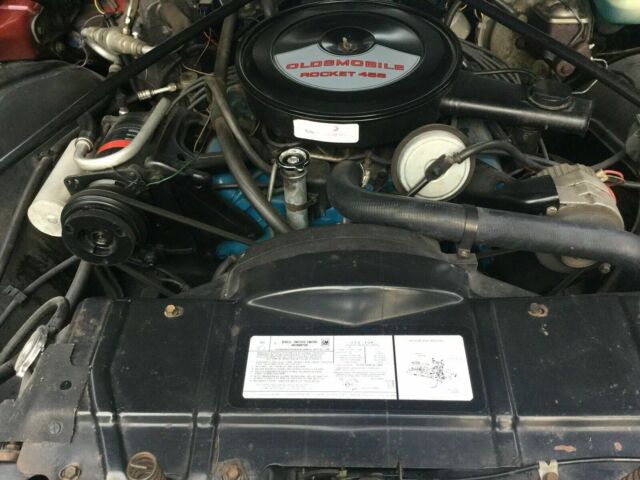 1973 Burgundy Oldsmobile Custom Cruiser Wagon