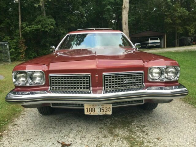 1973 Burgundy Oldsmobile Custom Cruiser Wagon