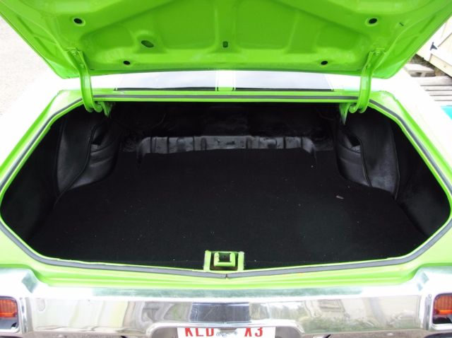 1972 Green Oldsmobile Cutlass Coupe