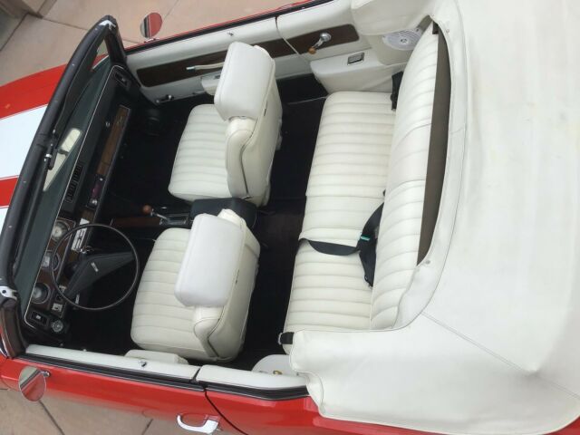 1972 Red oldsmobile Cutlas Supreme 442 Convertible