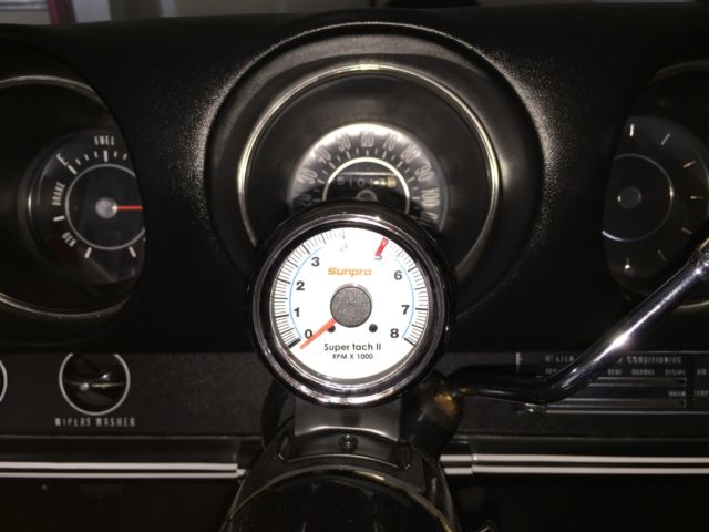 1968 White Oldsmobile 442 Coupe