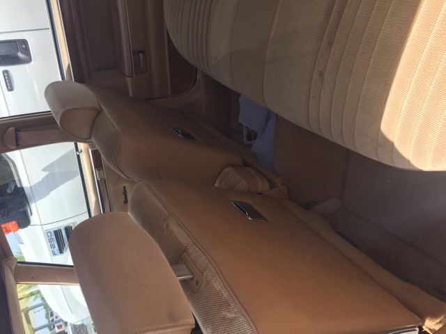 1986 Gold Oldsmobile Cutlass Sedan