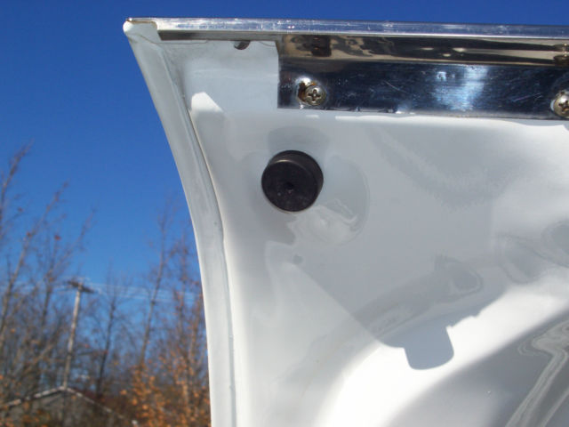 1970 White Oldsmobile Cutlass Convertible