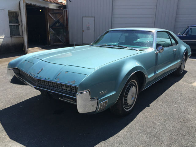 1967 BLUE Oldsmobile Toronado Coupe