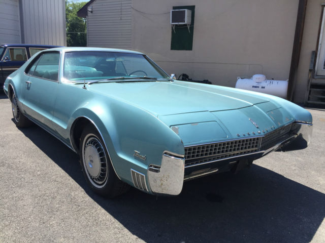 1967 BLUE Oldsmobile Toronado Coupe