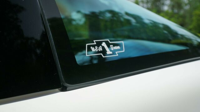 1988 White Chevrolet Corvette Coupe