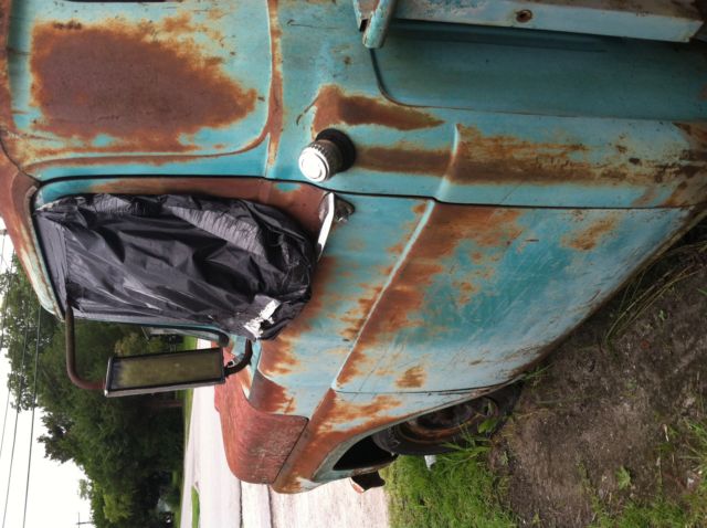 1960 Green / Patina Ford F-100 Step Side Pick Up Truck