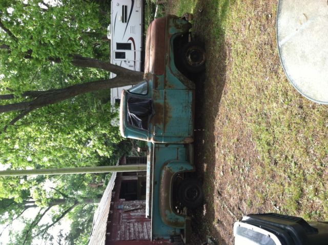 1960 Green / Patina Ford F-100 Step Side Pick Up Truck