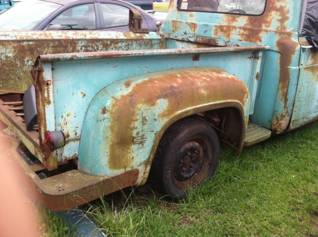 1960 Green / Patina Ford F-100 Step Side Pick Up Truck