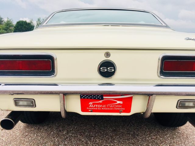 1967 White Chevrolet Camaro Coupe