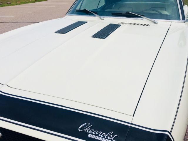 1967 White Chevrolet Camaro Coupe