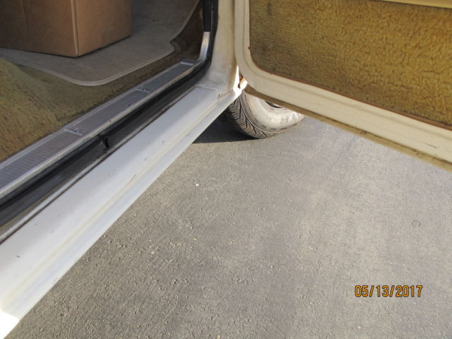 1977 White Ford F-250 Regular Cab Pickup