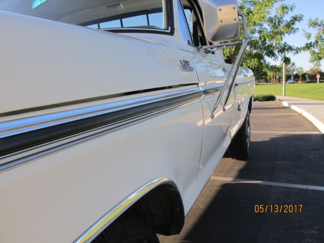 1977 White Ford F-250 Regular Cab Pickup