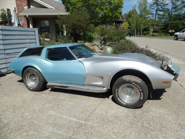 1973 Pearl ice blue Chevrolet Corvette Hatchback