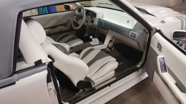 1989 White Ford Mustang Convertible