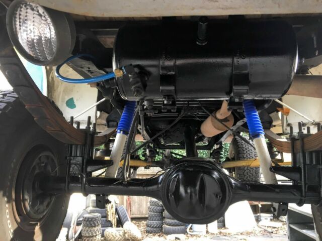 1969 Wimbledon White Ford F-100 Truck