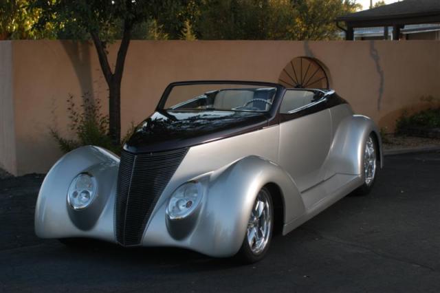 1937 Ford coupe Convertible