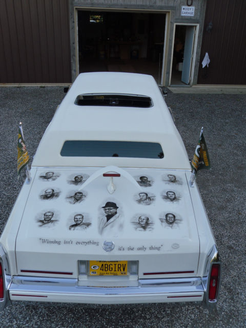 1988 Gold Pearl Cadillac Fleetwood Limousine