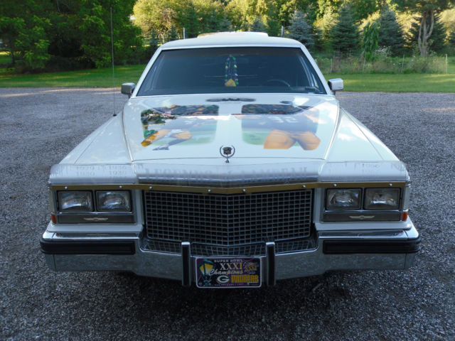 1988 Gold Pearl Cadillac Fleetwood Limousine