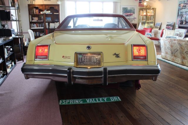 1977 Yellow Pontiac Grand Prix