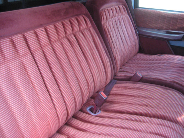 1990 White/red Chevrolet C/K Pickup 1500 Standard Cab Pickup