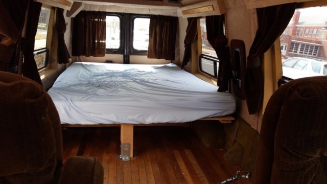 1989 Brown Ford E-Series Van Van Camper