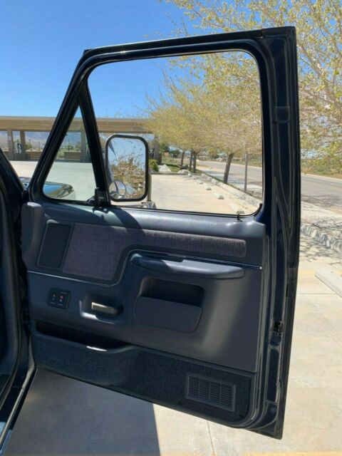 1989 Blue Ford F-350 Extended Cab Pickup