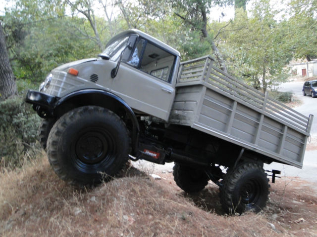 19810000 beize-green Mercedes-Benz Other