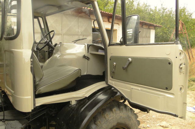 19810000 beize-green Mercedes-Benz Other