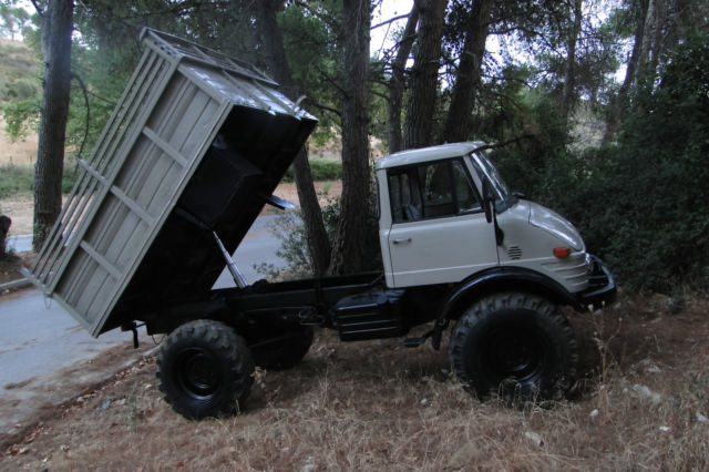 19810000 beize-green Mercedes-Benz Other