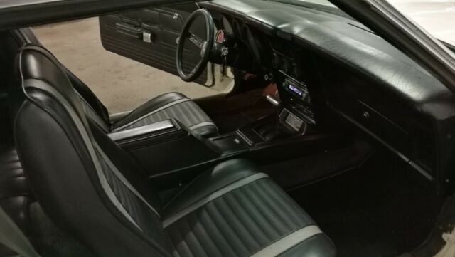 1973 White Ford Mustang Coupe