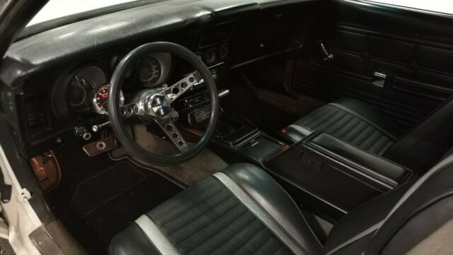 1973 White Ford Mustang Coupe