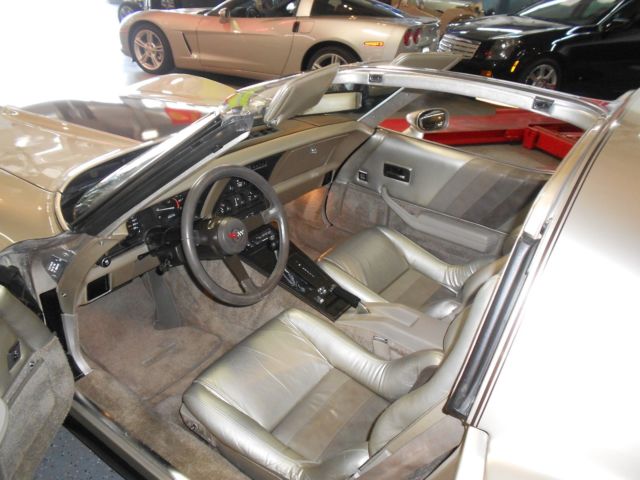 1982 Gold Chevrolet Corvette Coupe