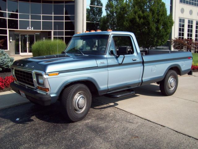 1979 Blue Ford F-250 Standard Cab Pickup