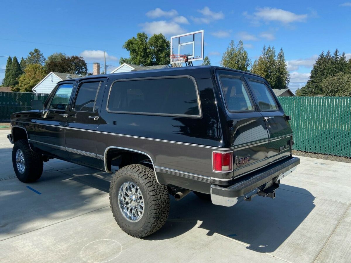 1991 Black Chevrolet Suburban
