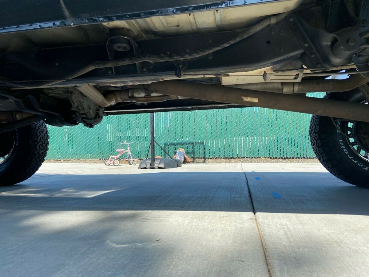 1991 Black Chevrolet Suburban