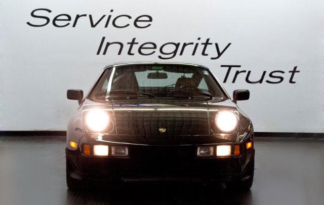1984 Black Porsche 928 Coupe