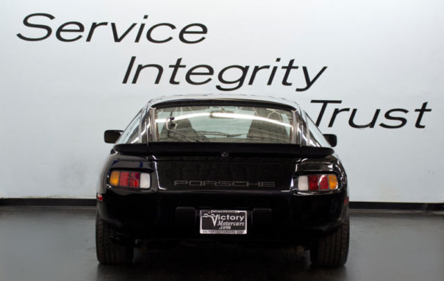 1984 Black Porsche 928 Coupe