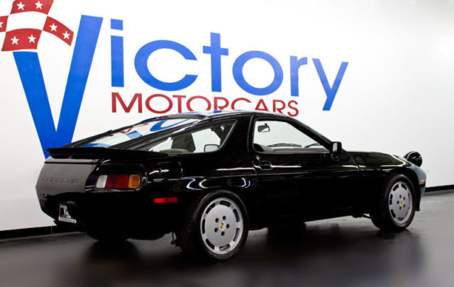 1984 Black Porsche 928 Coupe