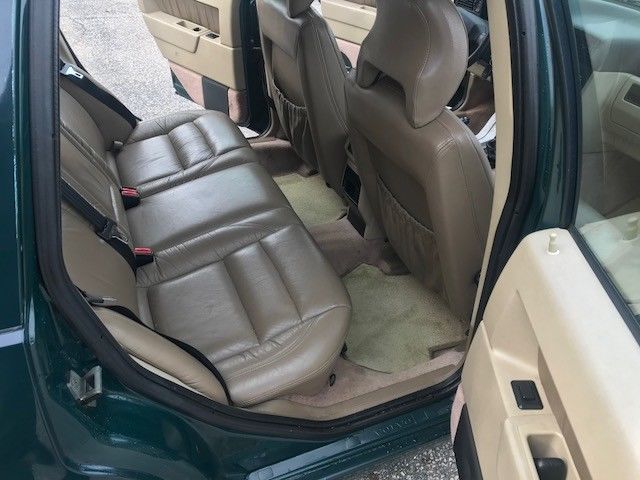 1994 Green Volvo 850 Wagon