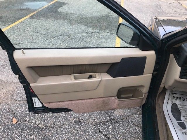 1994 Green Volvo 850 Wagon