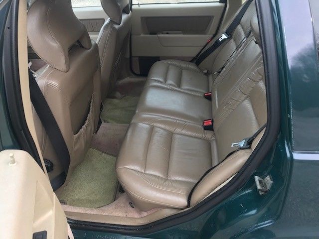 1994 Green Volvo 850 Wagon