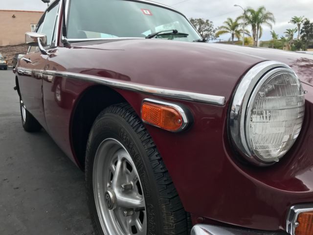 1973 Maroon MG MGB Hatchback