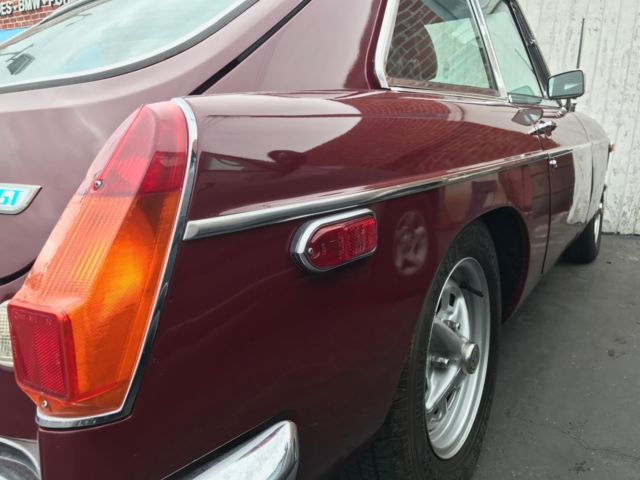 1973 Maroon MG MGB Hatchback
