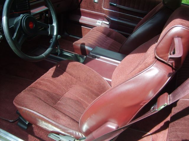 1987 Black Chevrolet Monte Carlo Coupe