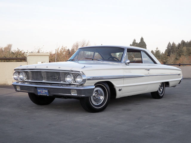 1964 White Ford Galaxie 2-door Hardtop
