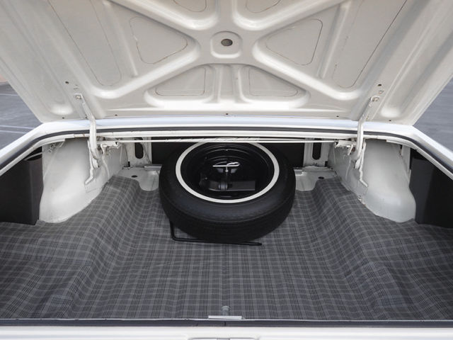 1964 White Ford Galaxie 2-door Hardtop